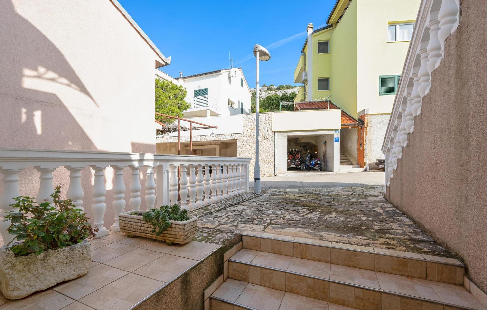 Lovely Apartment In Primosten With Kitchen Luaran gambar